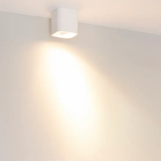 Фото #3 товара Светильник SP-ACENTO-S95x95-10W Warm3000 (WH, 20-45 deg, 230V) (Arlight, IP20 Металл, 5 лет)